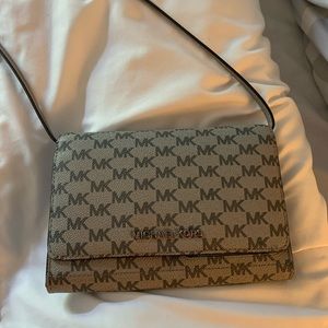 Michael Kors crossbody